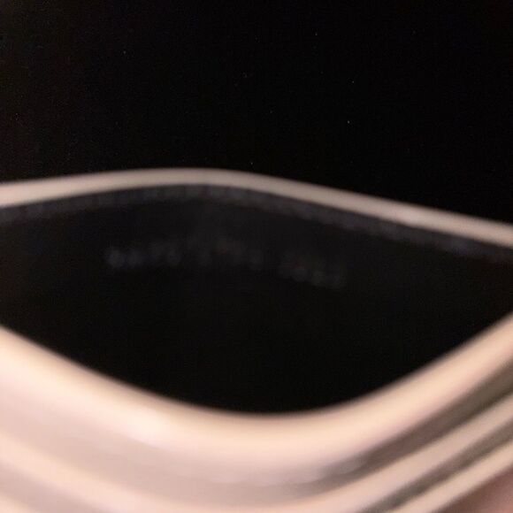 Brand new with coa Saint Laurent Beige Card Holder unisex new with dustbag - Picture 7 of 11